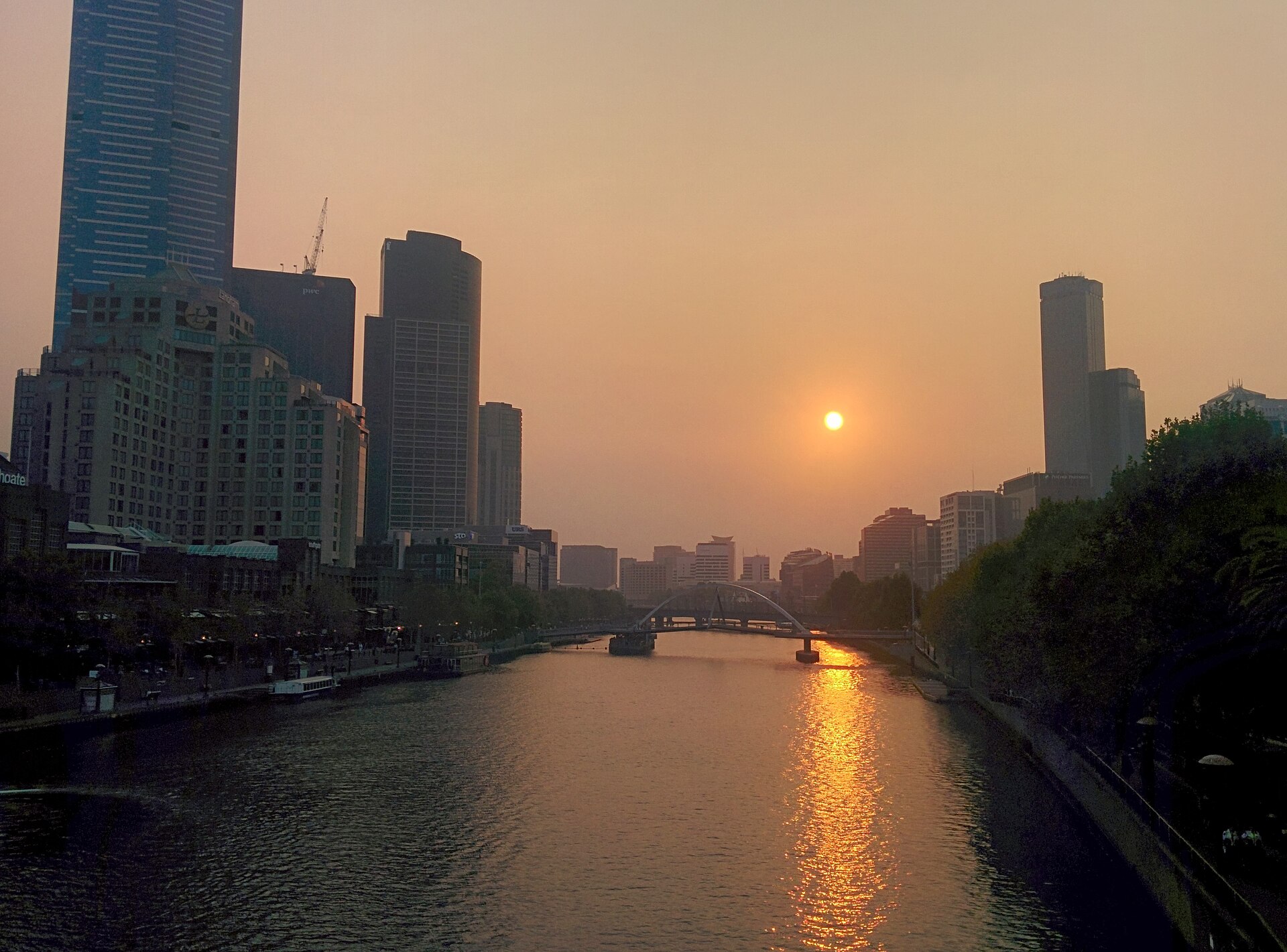 墨尔本